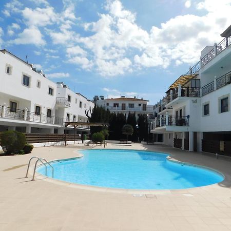 Paramount Gardens Resorts C202 Larnaca Ngoại thất bức ảnh
