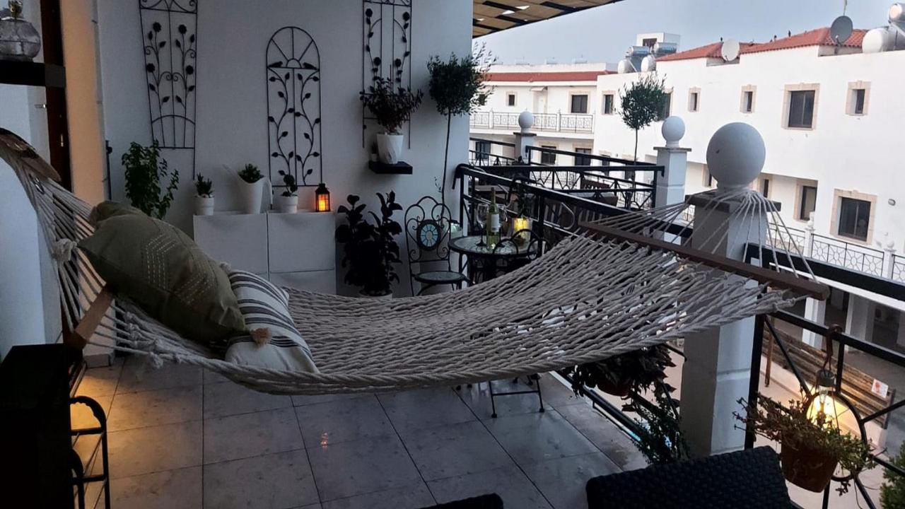 Paramount Gardens Resorts C202 Larnaca Ngoại thất bức ảnh