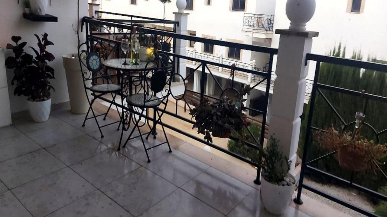 Paramount Gardens Resorts C202 Larnaca Ngoại thất bức ảnh